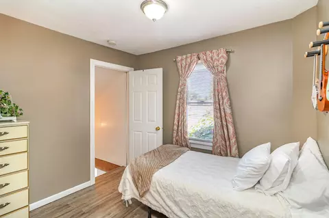 Bedroom - 1237 172nd St, Hammond, IN 46324 photo 4 of 4