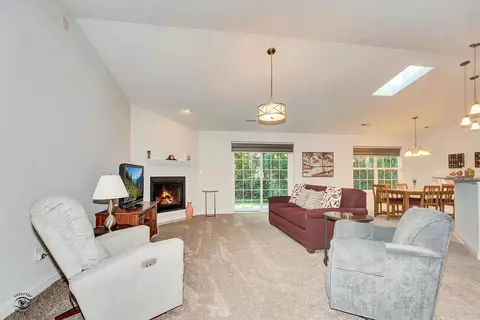 5401 Maggie Mae Ct, Crown Point, IN 46307 photo 3