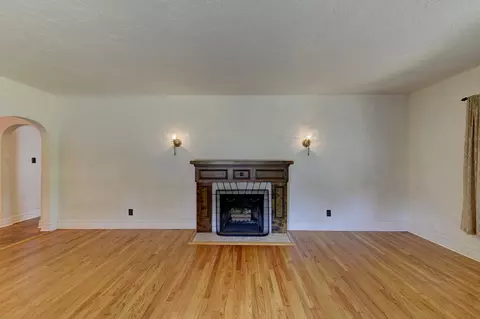 8144 Forest Ave, Munster, IN 46321 photo 6