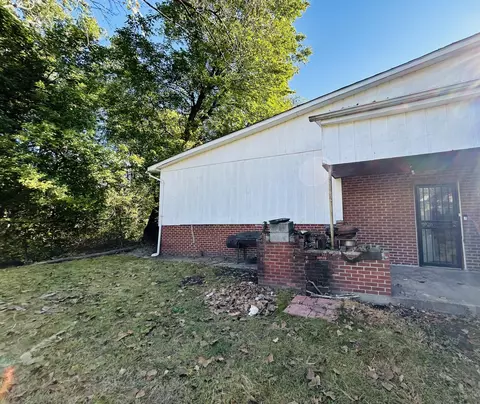 1048 Pierce St, Gary, IN 46402 photo 12