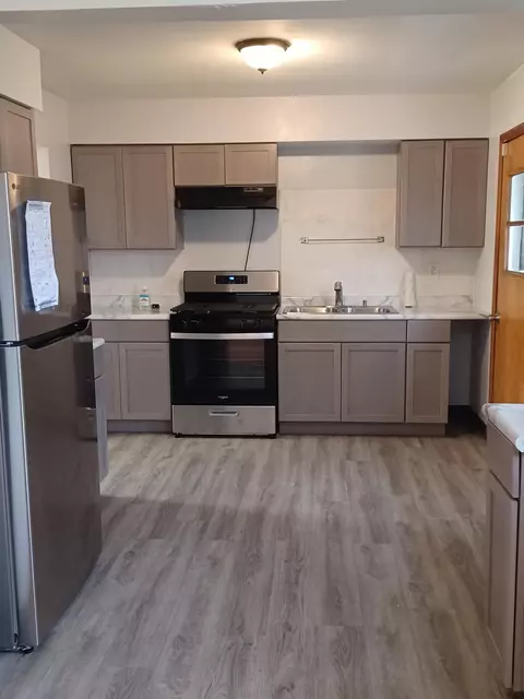 2761 Madison St, Gary, IN 46407 photo 4