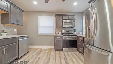 Kitchen - 4524 E 6th Pl, Gary, IN 46403 photo 4 of 6