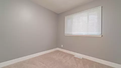 Bedroom - 4524 E 6th Pl, Gary, IN 46403 photo 5 of 6
