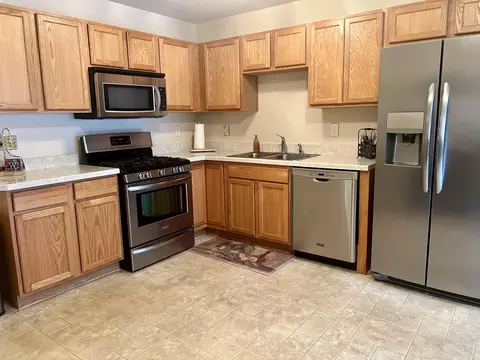 326 W 43rd Ct, Griffith, IN 46319 photo 7