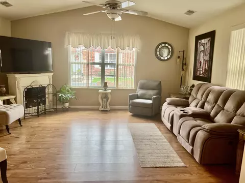 326 W 43rd Ct, Griffith, IN 46319 photo 6