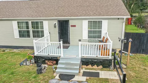 607 W Davis St, Hamlet, IN 46532 photo 3