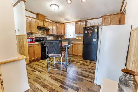 607 W Davis St, Hamlet, IN 46532 photo 11