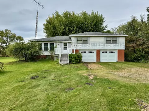 8235 S Us Hwy 421, San Pierre, IN 46374