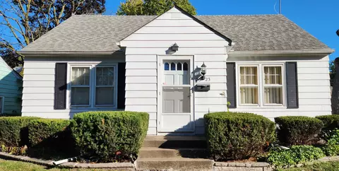2623 38th St, Highland, IN 46322