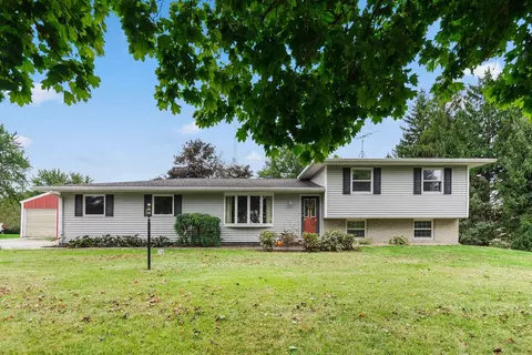 756 W 50, Valparaiso, IN 46385