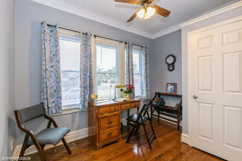 407 Mckinley St, Gary, IN 46404 photo 4