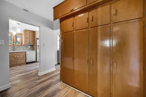Entry Way - 1936 Warwick Ave, Whiting, IN 46394 photo 1 of 1