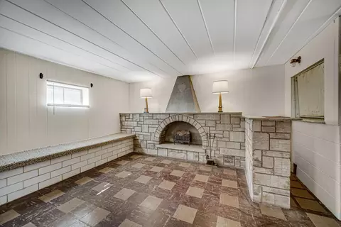 Living - 1936 Warwick Ave, Whiting, IN 46394 photo 4 of 4
