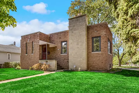 Exterior - 1936 Warwick Ave, Whiting, IN 46394 photo 7 of 8
