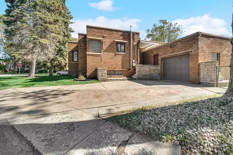 Exterior - 1936 Warwick Ave, Whiting, IN 46394 photo 6 of 8