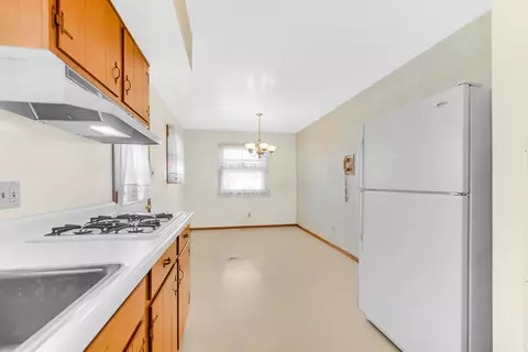 912 N Dwiggins Ave, Griffith, IN 46319 photo 8
