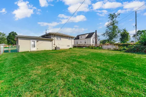 912 N Dwiggins Ave, Griffith, IN 46319 photo 23