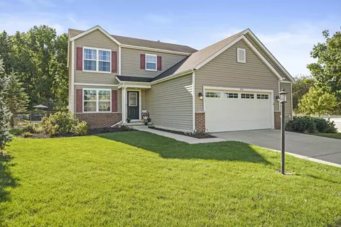 2551 Longford Ave, Valparaiso, IN 46385