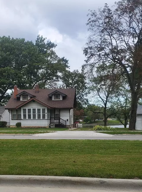 48 W 3rd St, Hobart, IN 46342 photo 1