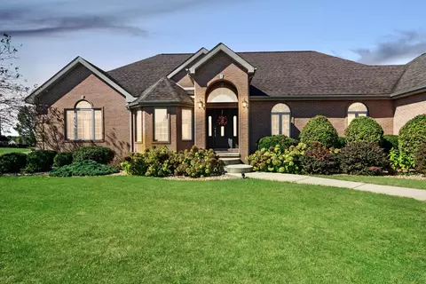 14970 Hendricks Ln, Crown Point, IN 46307 photo 2