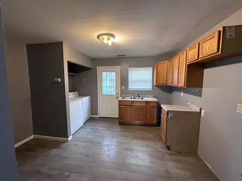 2750 W 10th Ave, Gary, IN 46404 photo 5