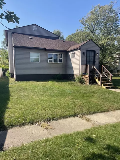 272 Gerry St, Gary, IN 46406 photo 2