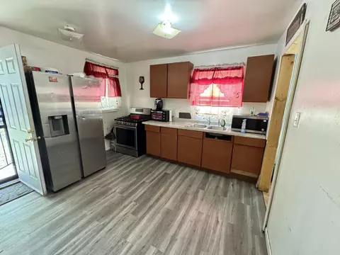 771 Mount St, Gary, IN 46406 photo 2