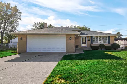 1012 N Lafayette St, Griffith, IN 46319 photo 1