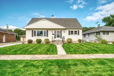 2449 Wicker Ave, Highland, IN 46322