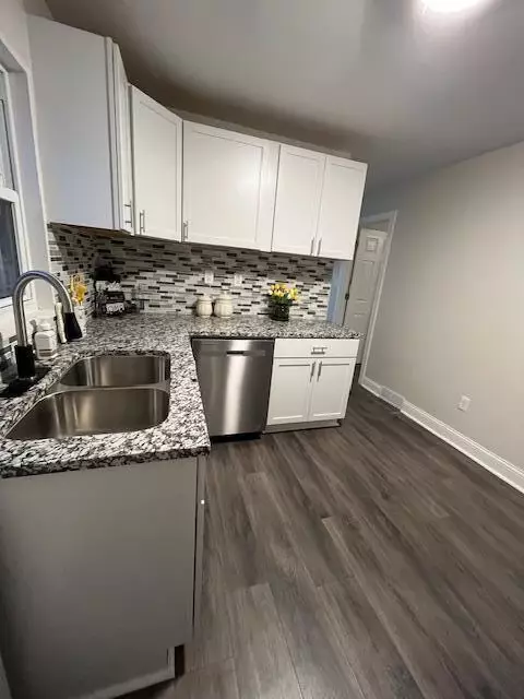 496 W 22nd Pl, Gary, IN 46407 photo 8