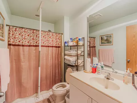746 Rueth Dr, Griffith, IN 46319 photo 6