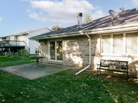 746 Rueth Dr, Griffith, IN 46319 photo 10