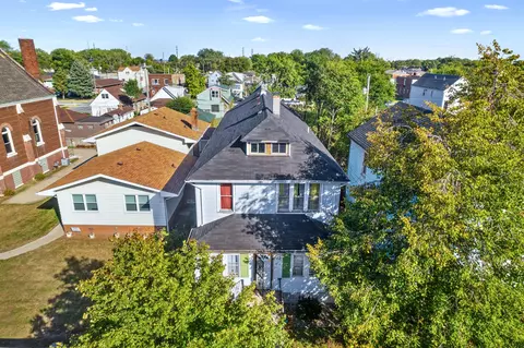 3807 Butternut St, East Chicago, IN 46312