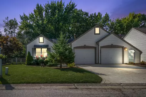 1269 Vanderburgh St, Valparaiso, IN 46385