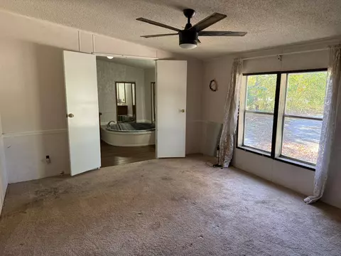 10255 N 570, De Motte, IN 46310 photo 16