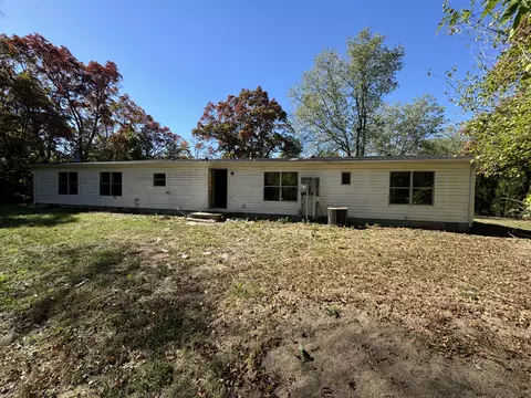 10255 N 570, De Motte, IN 46310 photo 23