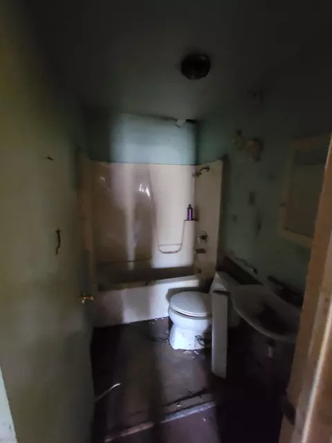 2407 Gerry St, Gary, IN 46406 photo 7