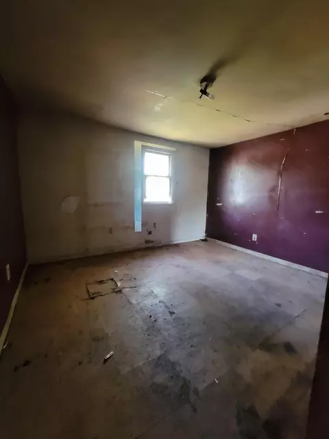 2407 Gerry St, Gary, IN 46406 photo 10