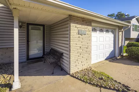 8040 Hemlock Ave, Gary, IN 46403 photo 6