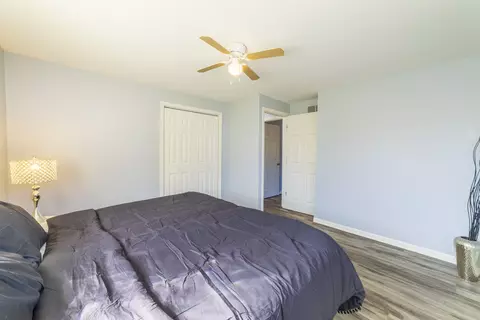 8040 Hemlock Ave, Gary, IN 46403 photo 20