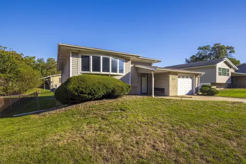 8040 Hemlock Ave, Gary, IN 46403 photo 3