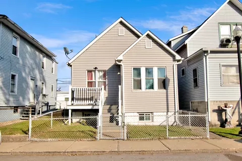 5531 Beall St, Hammond, IN 46320