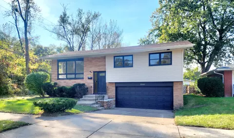 Exterior - 1590 Porter St, Gary, IN 46406 photo 1 of 4