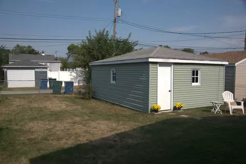 1611 171st Pl, Hammond, IN 46324 photo 3