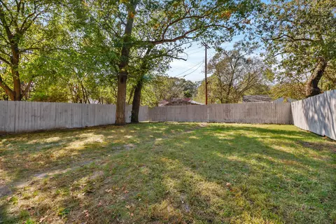 Exterior - 3948 Polk St, Gary, IN 46408 photo 3 of 3