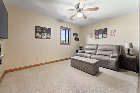 205 N Elgin St, Griffith, IN 46319 photo 32
