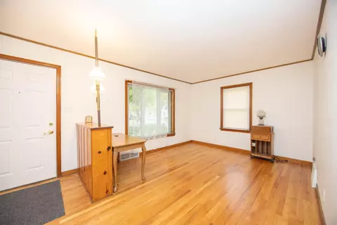 6735 Baring Ave, Hammond, IN 46324 photo 7