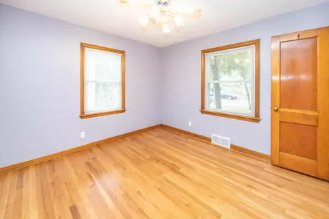 6735 Baring Ave, Hammond, IN 46324 photo 14