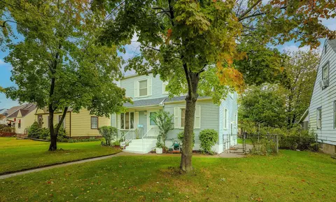 6735 Baring Ave, Hammond, IN 46324 photo 3