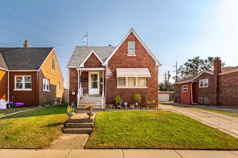 4821 Chestnut Ave, Hammond, IN 46327